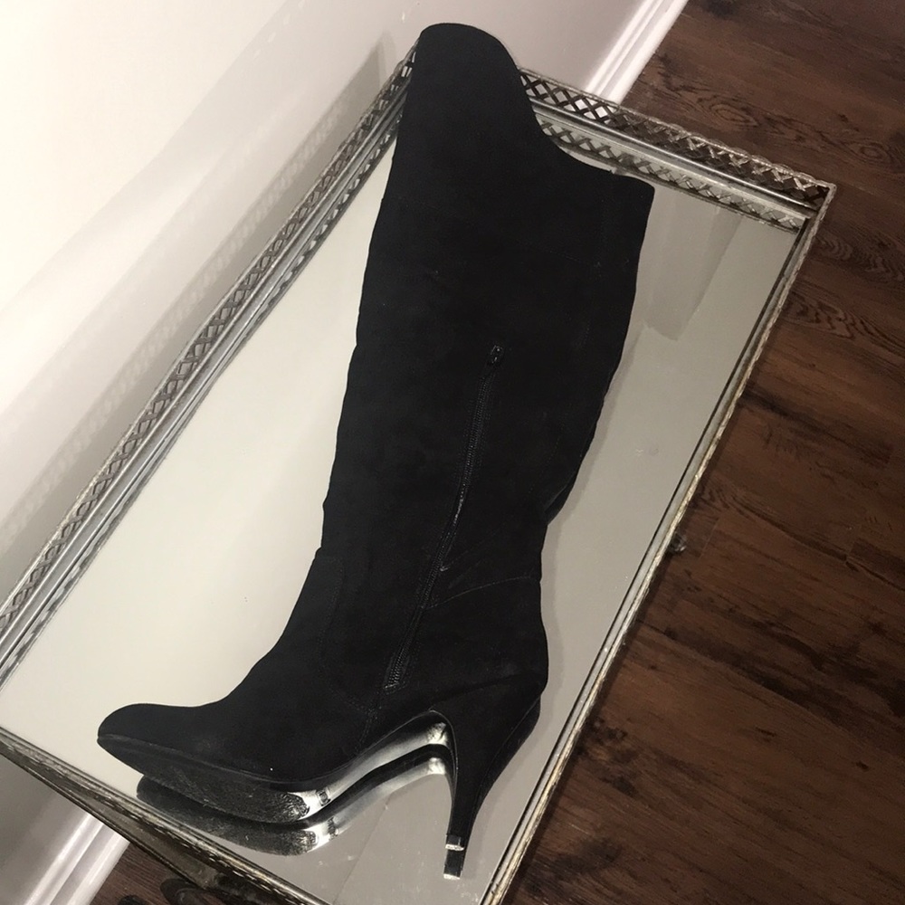 Black boots